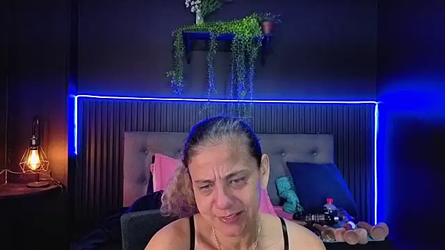 sasi_luna webcam