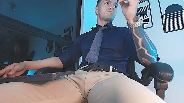 ALPHA_DOMINUS_ webcam