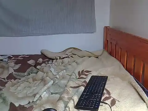 Prettyabiez webcam