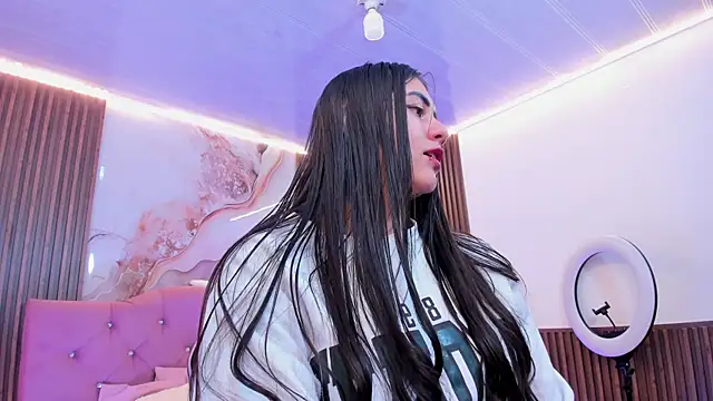Kiara_tay webcam