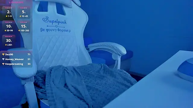 College_Girl_18 webcam