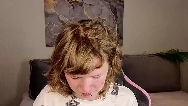 VioletDesiree webcam