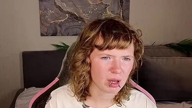VioletDesiree live cam on StripChat