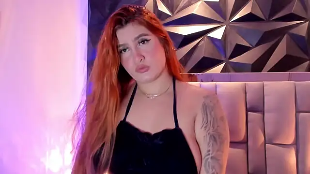 megan_whitee__ webcam