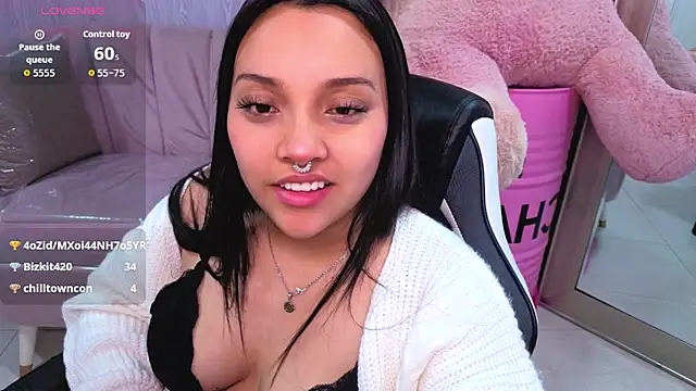 lia_harper_t webcam