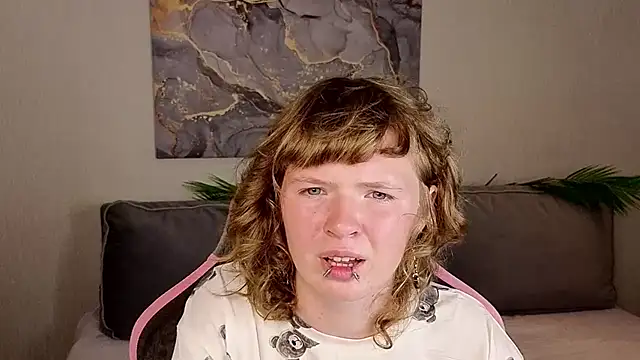 VioletDesiree webcam
