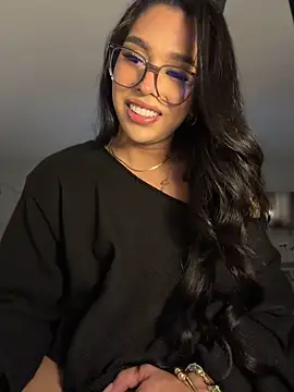 Samantha_Bernardo webcam