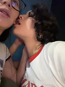 Alice_surprise webcam