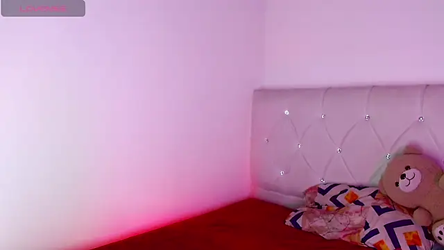 Angel_foxc13 webcam