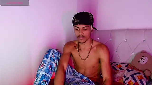 Angel_foxc13 webcam