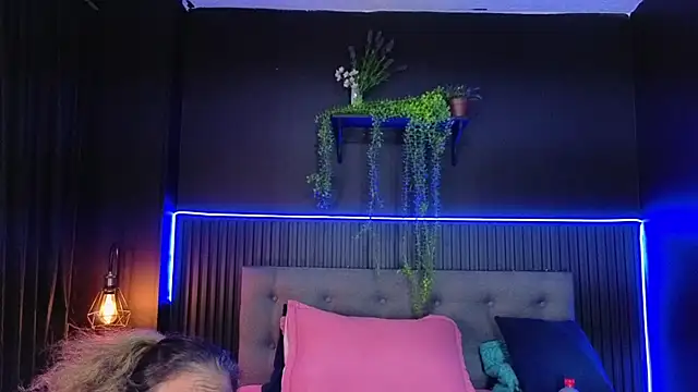 sasi_luna webcam
