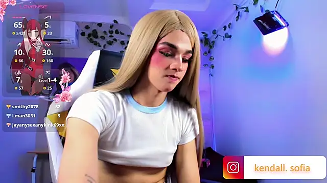 Sophiaa_doll_ webcam