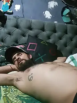 hairy_mannn webcam