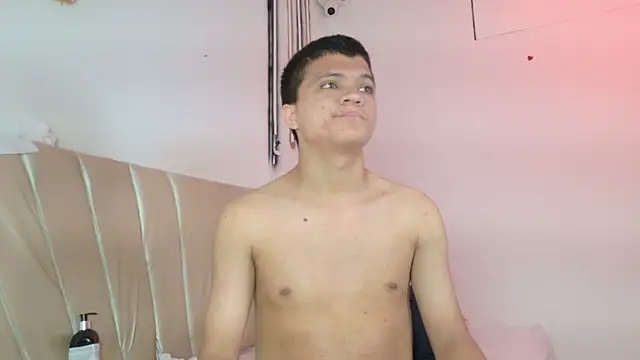 aly_n_sebas webcam