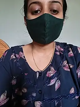 Tamil_shalini live cam on StripChat