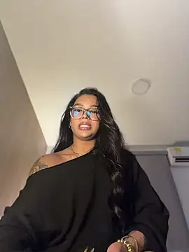 Samantha_Bernardo webcam