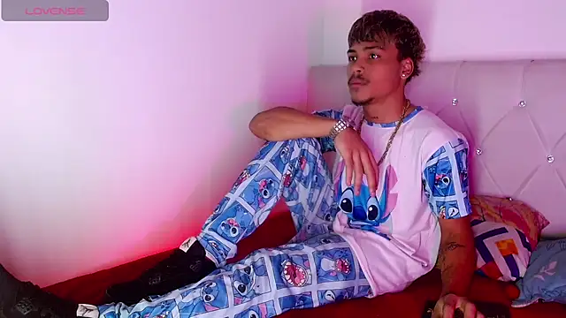 Angel_foxc13 webcam