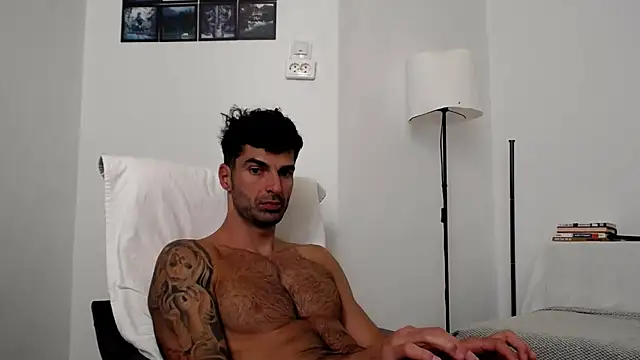 Verycutex live cam on StripChat