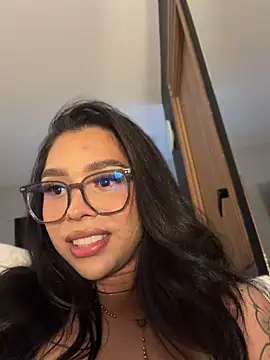 Samantha_Bernardo webcam