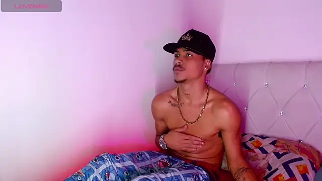 Angel_foxc13 webcam