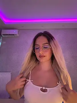 mollyxxx webcam