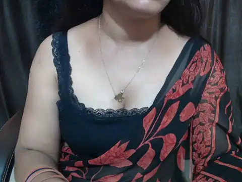 Kudi_Kiyara webcam