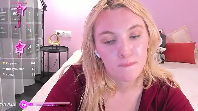 Fluffy_Monica webcam