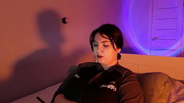 BellaGotze webcam