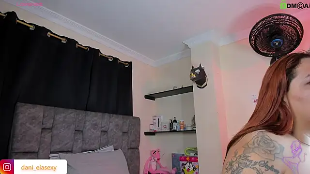 Danyhottits webcam