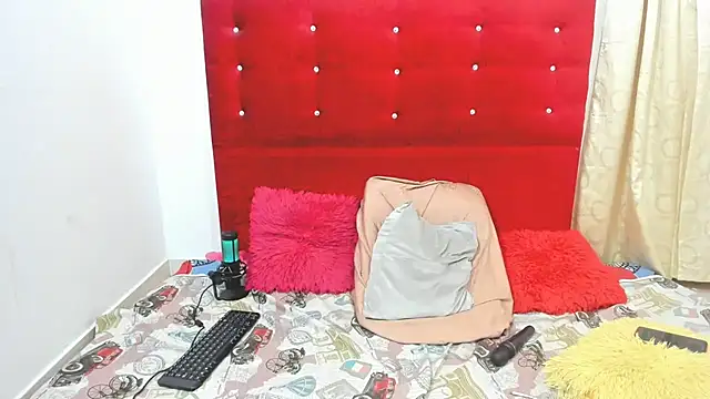 Alissamore3 webcam