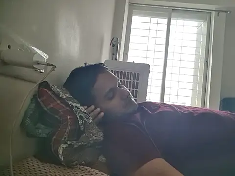 young-hairy-jon webcam