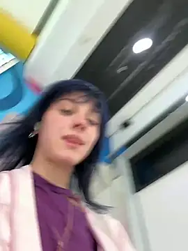 Only_April webcam
