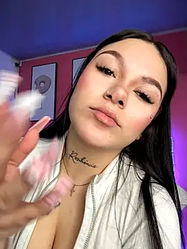 Megaan__More webcam