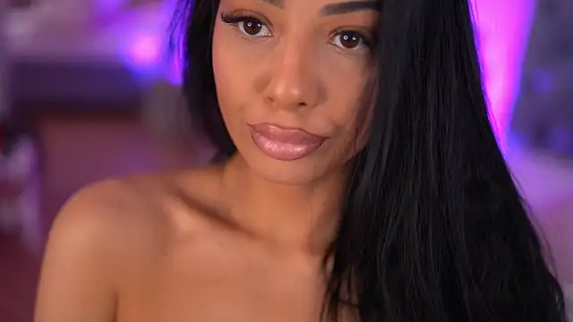 erinazzaro (F young) - make me bend and play