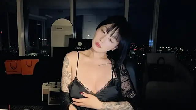 worshipcarrie webcam