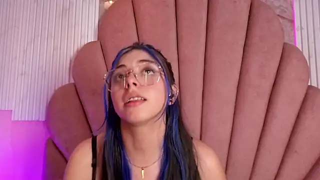 kyomi_hunt (F teen) - control domi 8m + 25 spanks ass