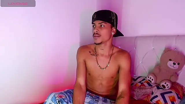 Angel_foxc13 webcam