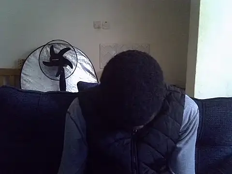 Thee_Biggest webcam