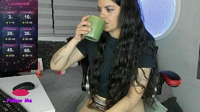 natasha_logan_ webcam