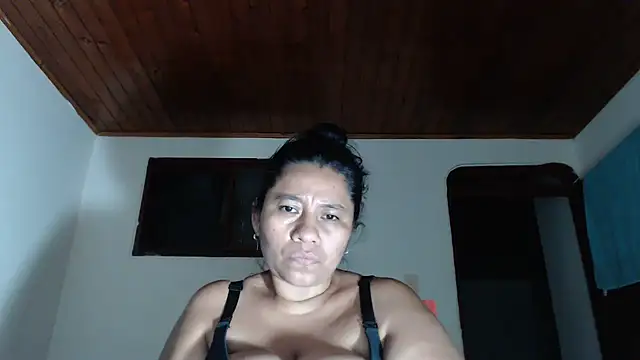 adrixxx38 webcam