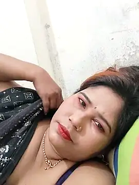 Rose-24 live cam on StripChat