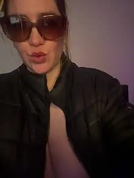 Granlady7 webcam