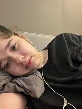 HornyGirlH webcam