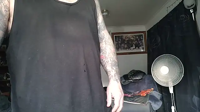 KINKYBLUEYES69