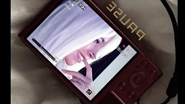 Anny_Kiitty webcam