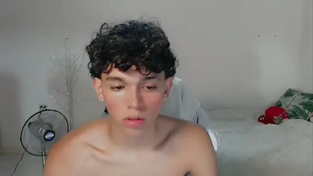 funny_dick_ - FUNNY_DICK_'s free webcam - UK Sex Cams