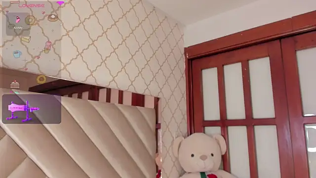 kaelsoft_ (M twink) - big dildo in my ass