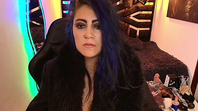scarleth_blue webcam