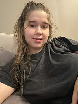 HornyGirlH webcam