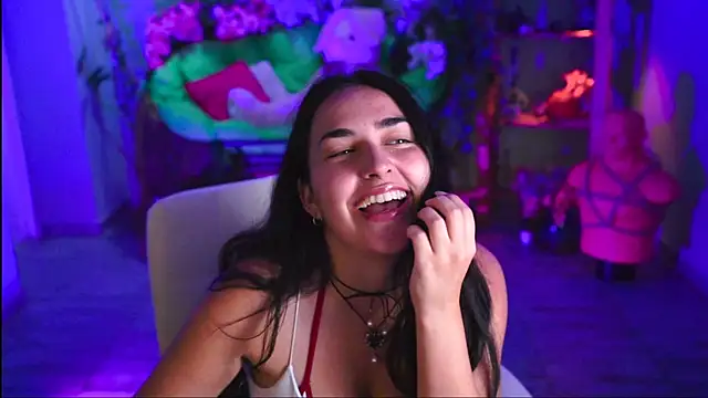 CeceliaJohnson live cam on StripChat